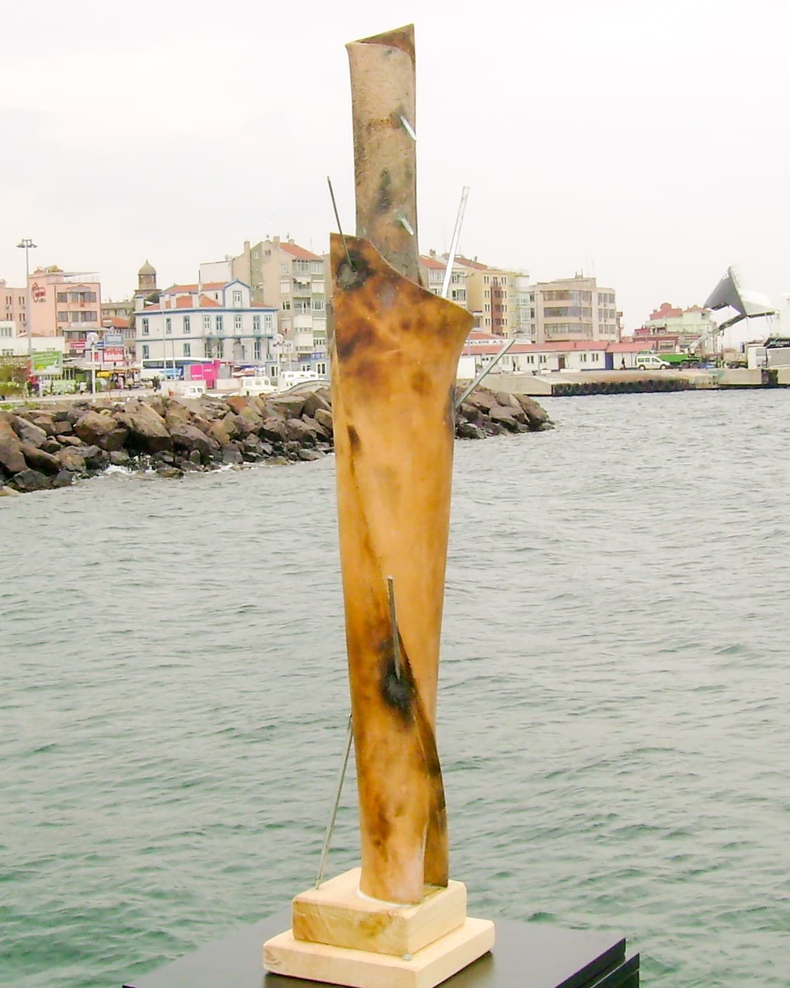 Nüve / Nucleus — Marina Seyir Terası, Çanakkale, 2008