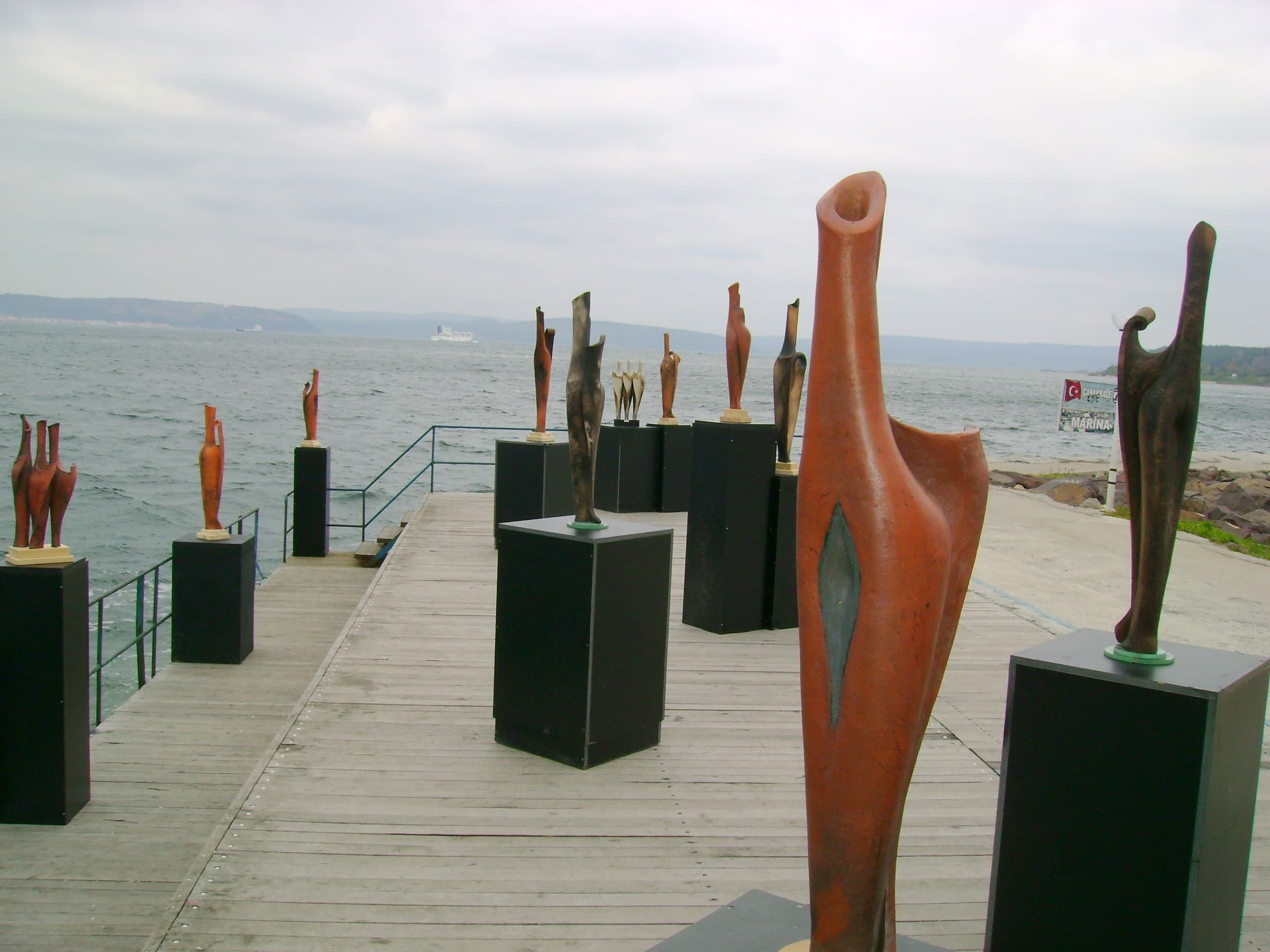 Nüve / Nucleus — Marina Seyir Terası, Çanakkale, 2008